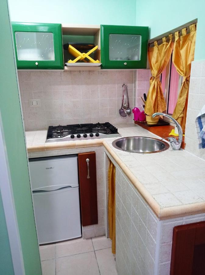 Casa Vacanze Mimose 팔리누로 외부 사진