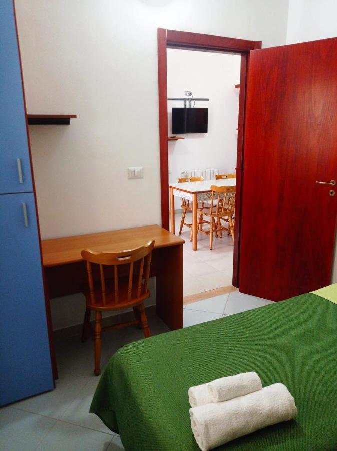Casa Vacanze Mimose 팔리누로 외부 사진