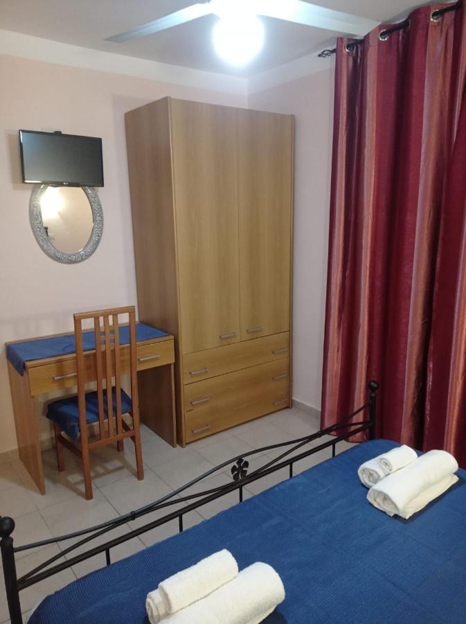Casa Vacanze Mimose 팔리누로 외부 사진