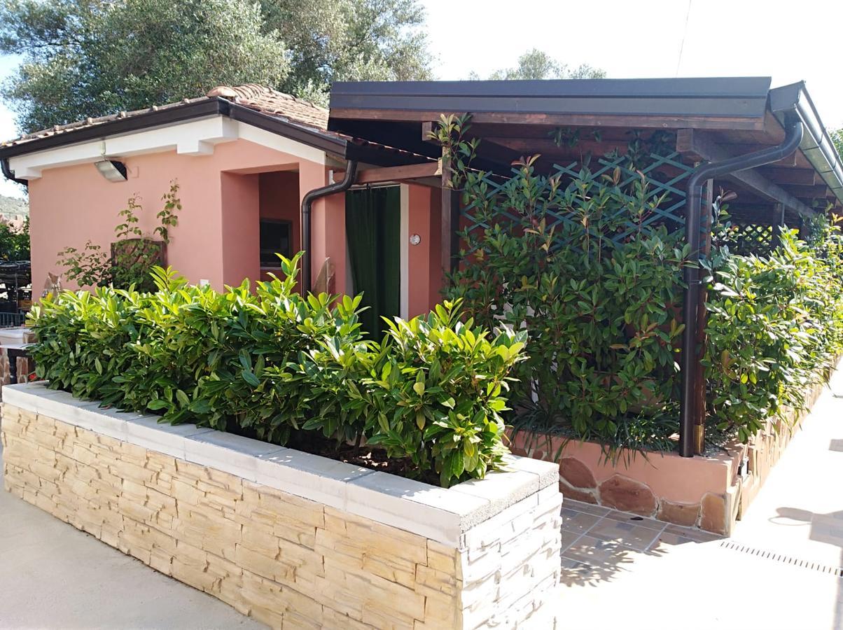 Casa Vacanze Mimose 팔리누로 외부 사진